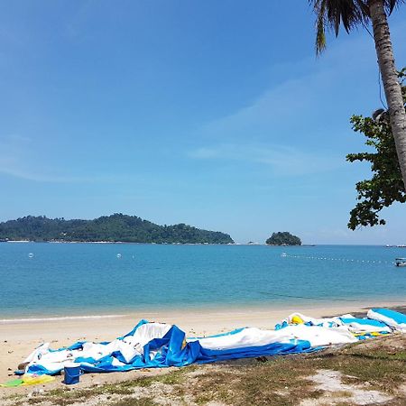 Monster Homes Kampong Sungai Udang Dış mekan fotoğraf